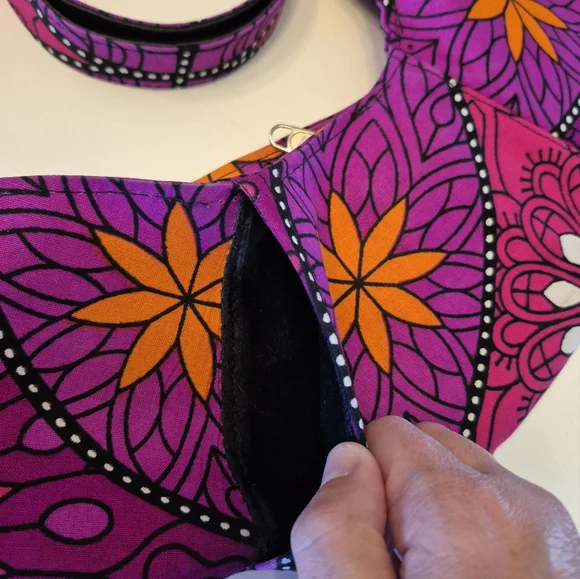 Handmade Cross Body - Picture 5 of 6